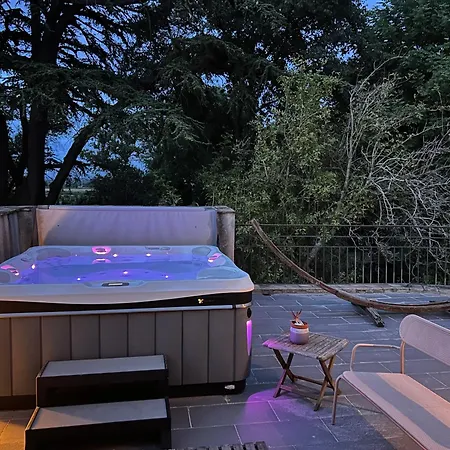게스트하우스 Belles Et Spa, En Pleine Nature 3*